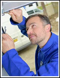 Albion Garage Door Service  Albion, RI 401-396-4306 - gr-emg-01