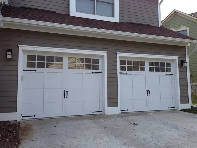 Albion Garage Door Service  Albion, RI 401-396-4306 - standard-garage-01